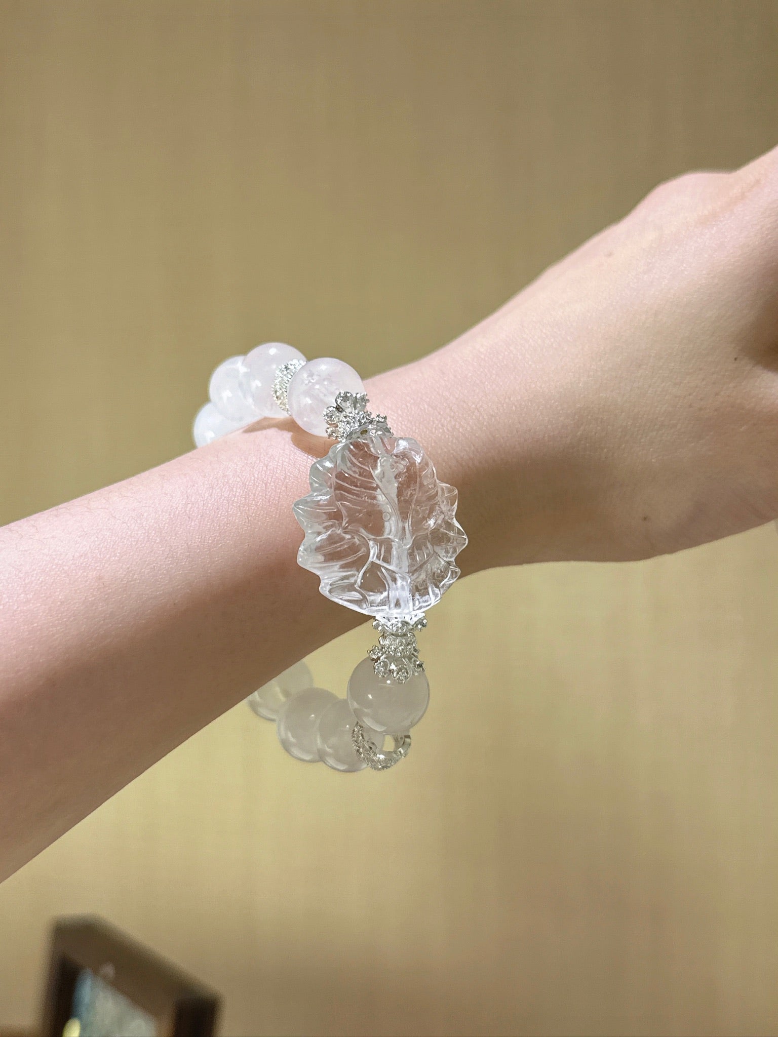 ▫️▪️ White ghost white crystal sugar cube nine-tailed fox bracelet